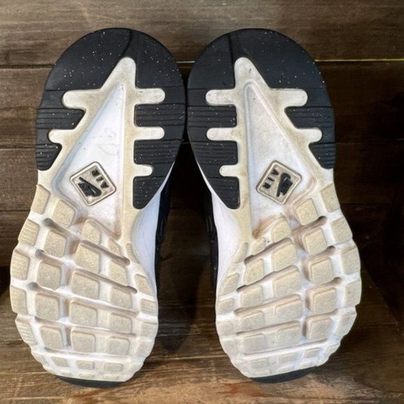 Womens Nike Air Huarache Run Ultra SE Black Athletic Running Shoes Sneakers 7.5 - Picture 5 of 6